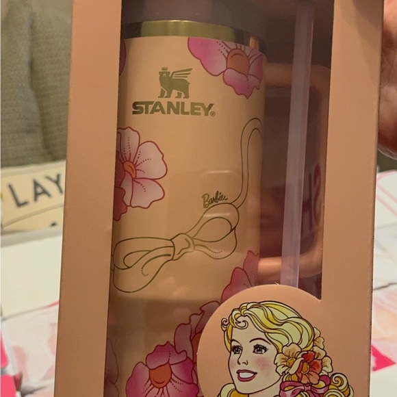 Stanley Barbie Complete Set - Picture 3 of 11